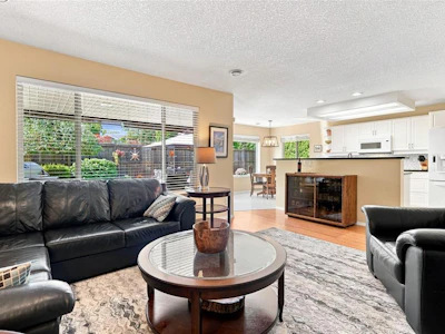 258 Mulberry Place - 4