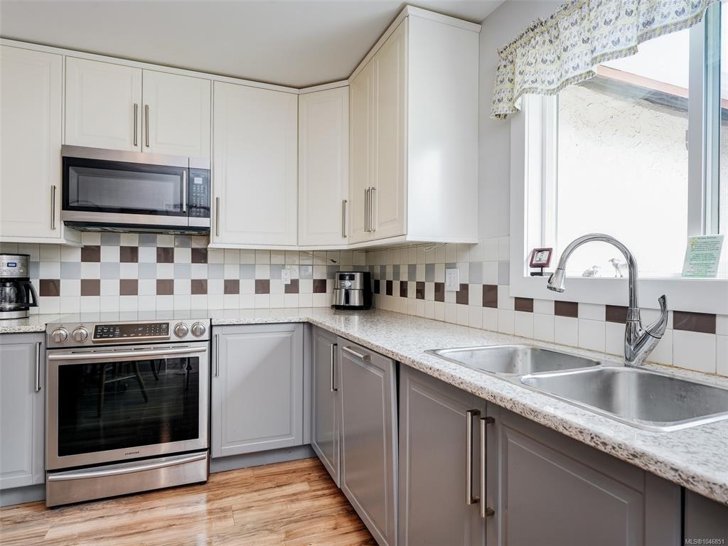 3960 Arlene Place, Saanich, BC, V8Z 6H9