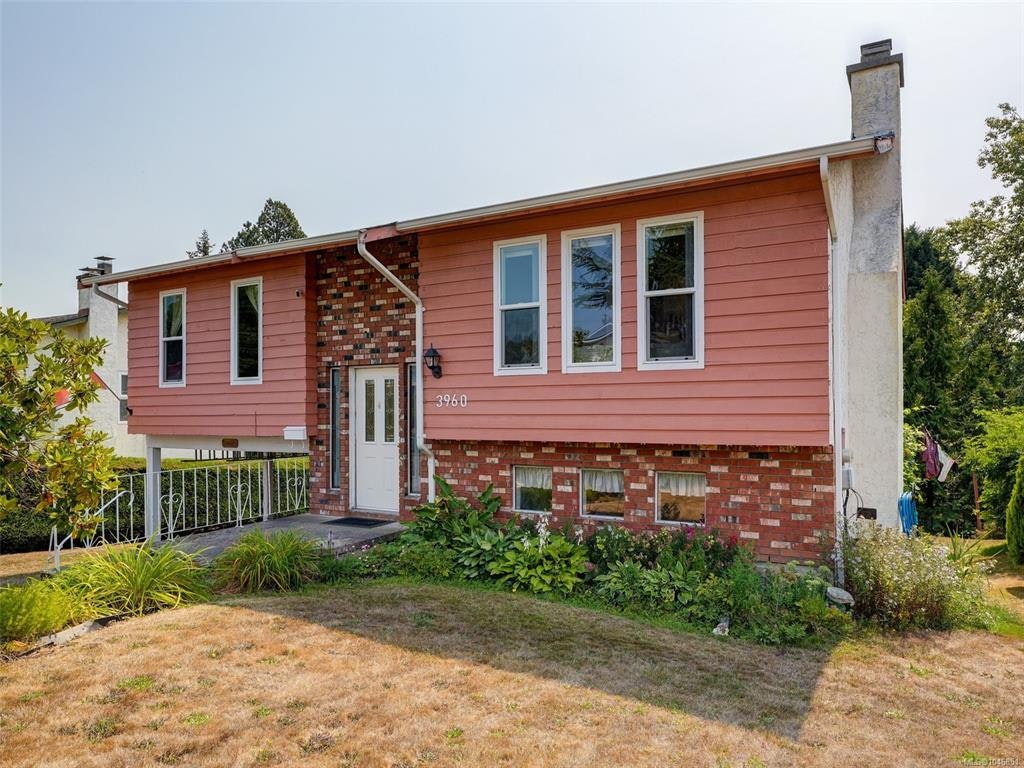 3960 Arlene Place, Saanich, BC, V8Z 6H9