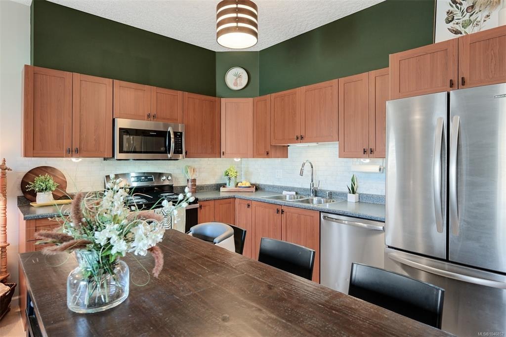 303-383 Wale Road, Colwood, BC, V9B 2X8