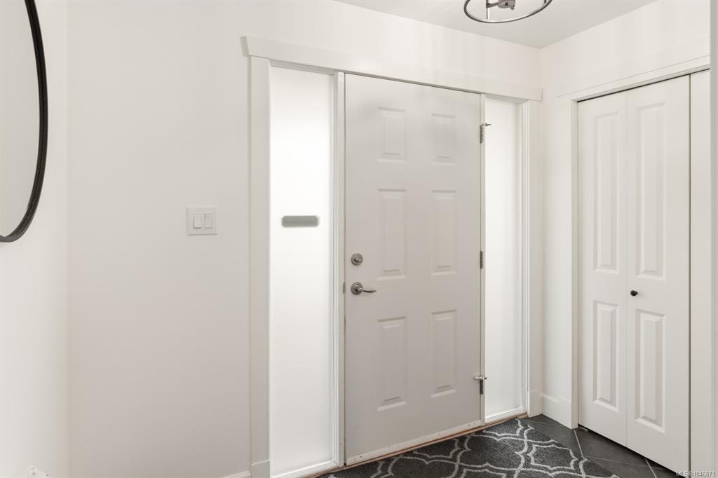 595 Sarum Rise Way - 5