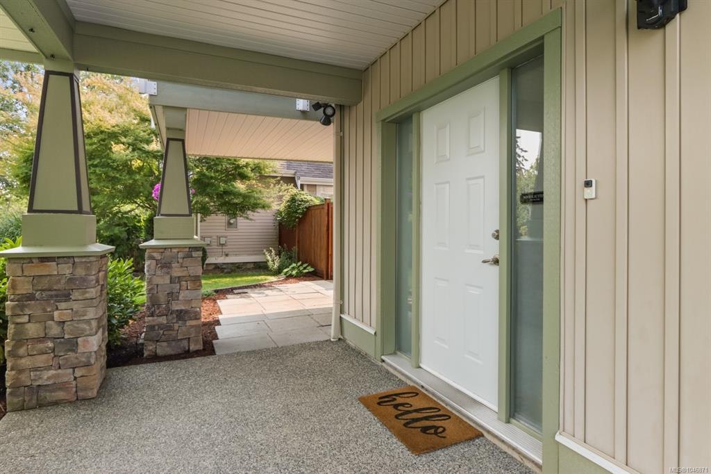 595 Sarum Rise Way - 4