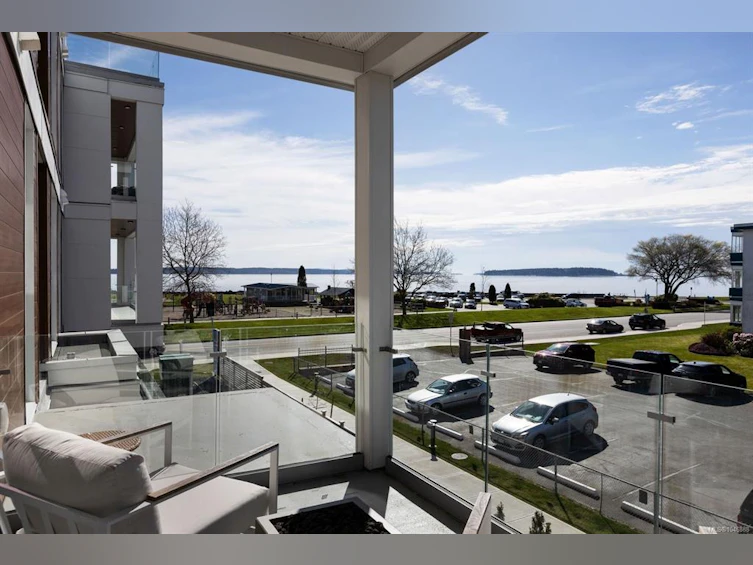 206-9570 Fifth Street, Sidney, BC, V8L 2W5 - 6