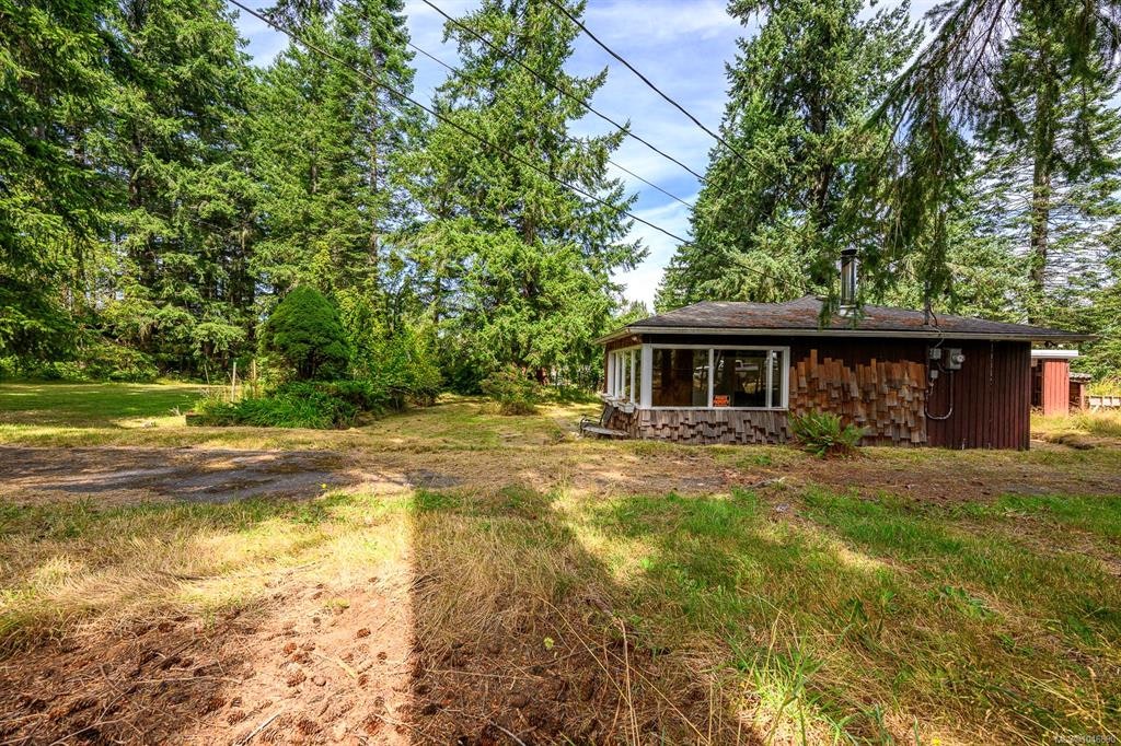 8808 N Island Highway, Black Creek, BC, V9J 1K5 - 13