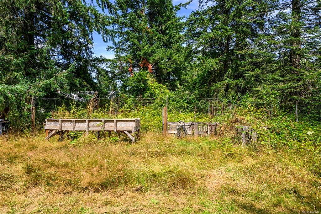 8808 N Island Highway, Black Creek, BC, V9J 1K5 - 28