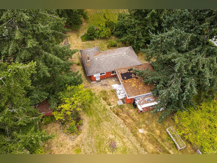 8808 N Island Highway, Black Creek, BC, V9J 1K5 - 39