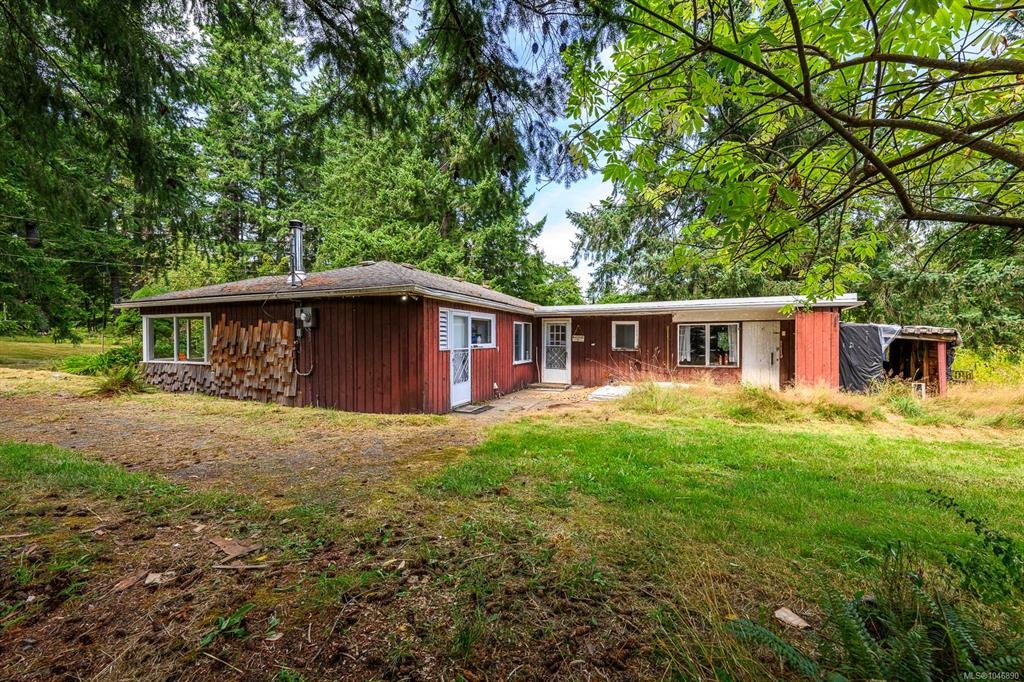 8808 N Island Highway, Black Creek, BC, V9J 1K5 - 23