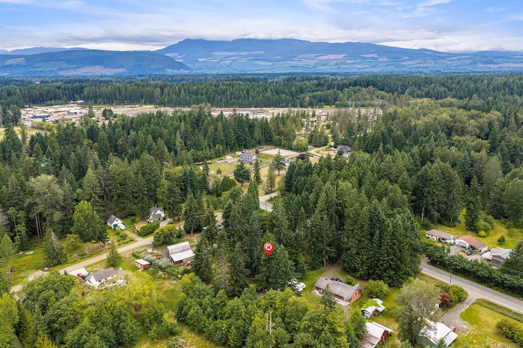 8808 N Island Highway, Black Creek, BC, V9J 1K5 - 38