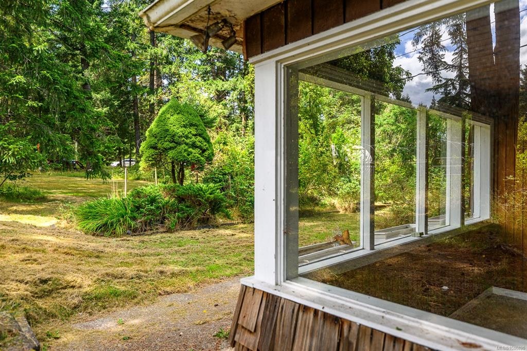 8808 N Island Highway, Black Creek, BC, V9J 1K5 - 30