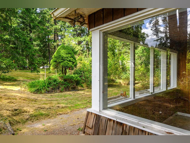 8808 N Island Highway, Black Creek, BC, V9J 1K5 - 30