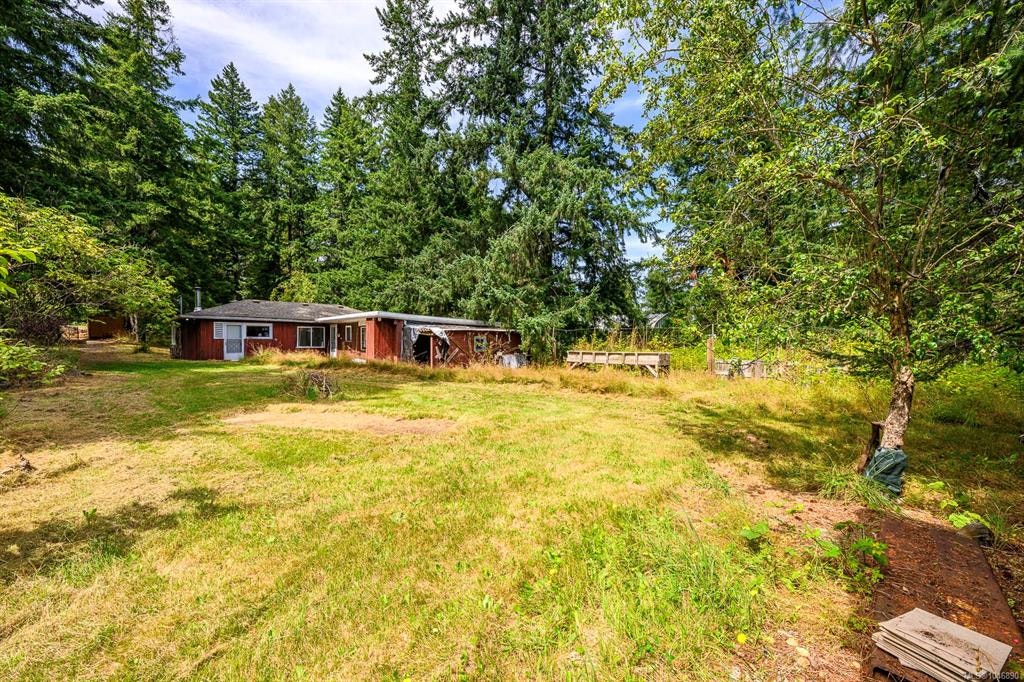 8808 N Island Highway, Black Creek, BC, V9J 1K5 - 25