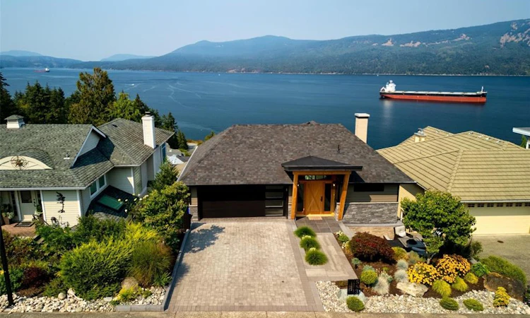 553 Marine View