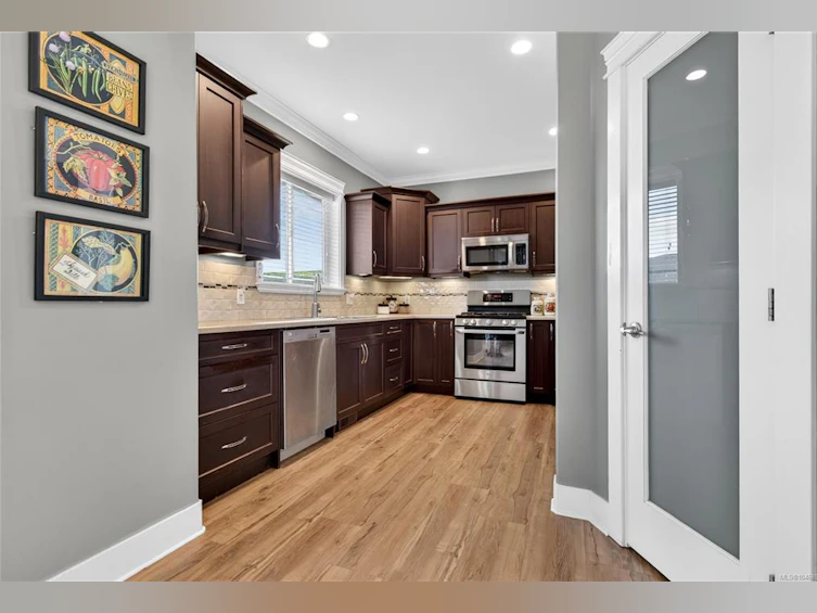 726 Cameleon Drive, Campbell River, BC, V9H 0A7 - 9