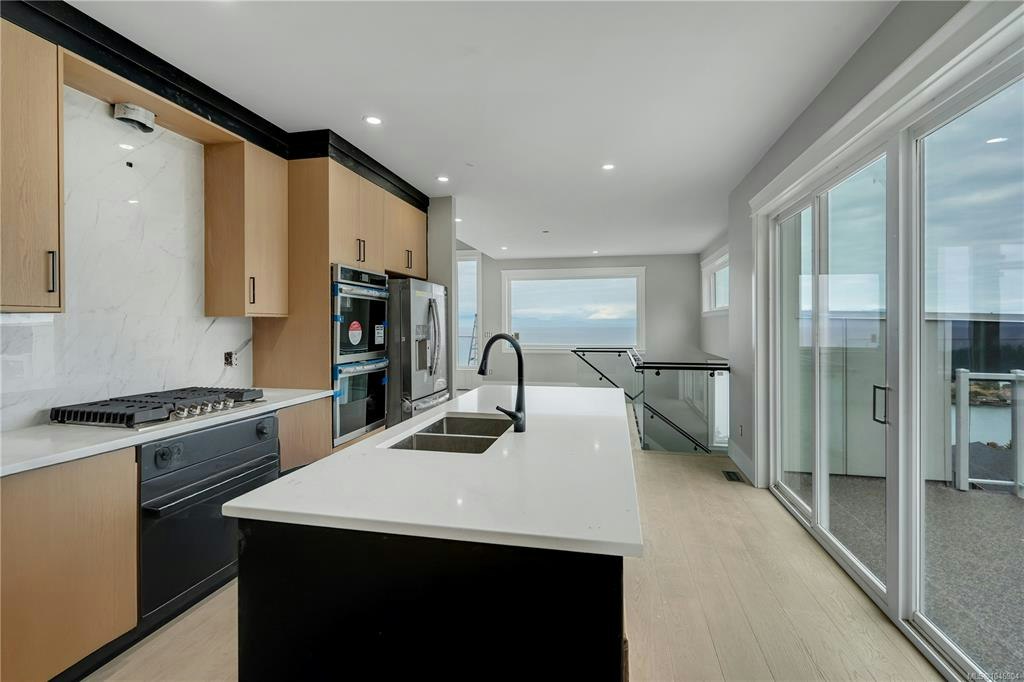 3875 Gulfview Drive, Nanaimo, BC, V9T 6E2 - 10