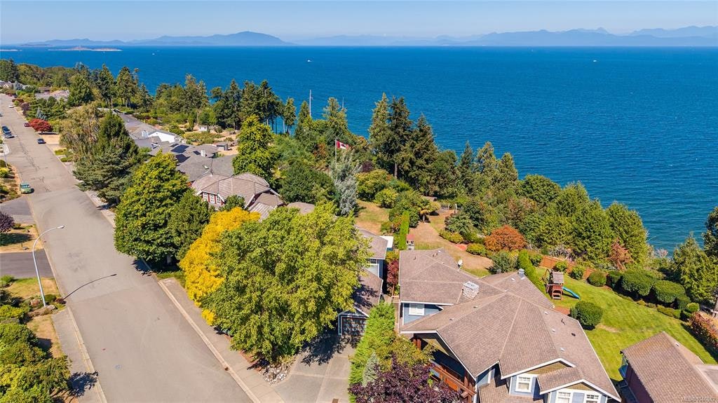 6002 Icarus Drive, Nanaimo, BC, V9V 1C8
