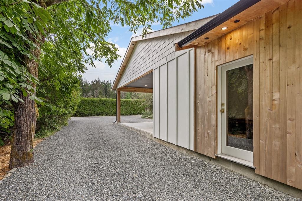 2925 Baird Road, Cumberland, BC, V9N 9N6 - 90