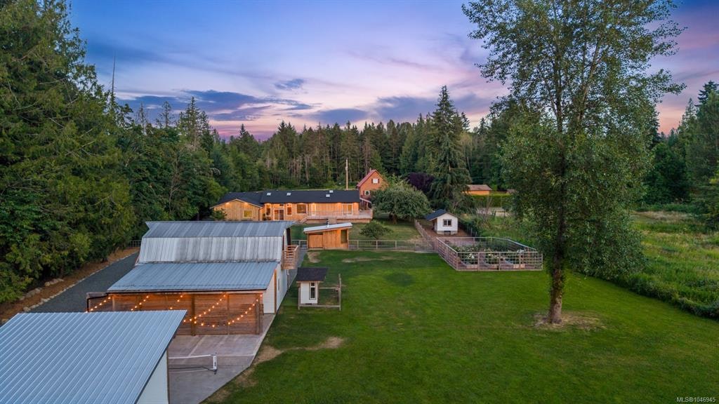 2925 Baird Road, Cumberland, BC, V9N 9N6 - 82