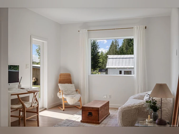 2925 Baird Road, Cumberland, BC, V9N 9N6 - 39