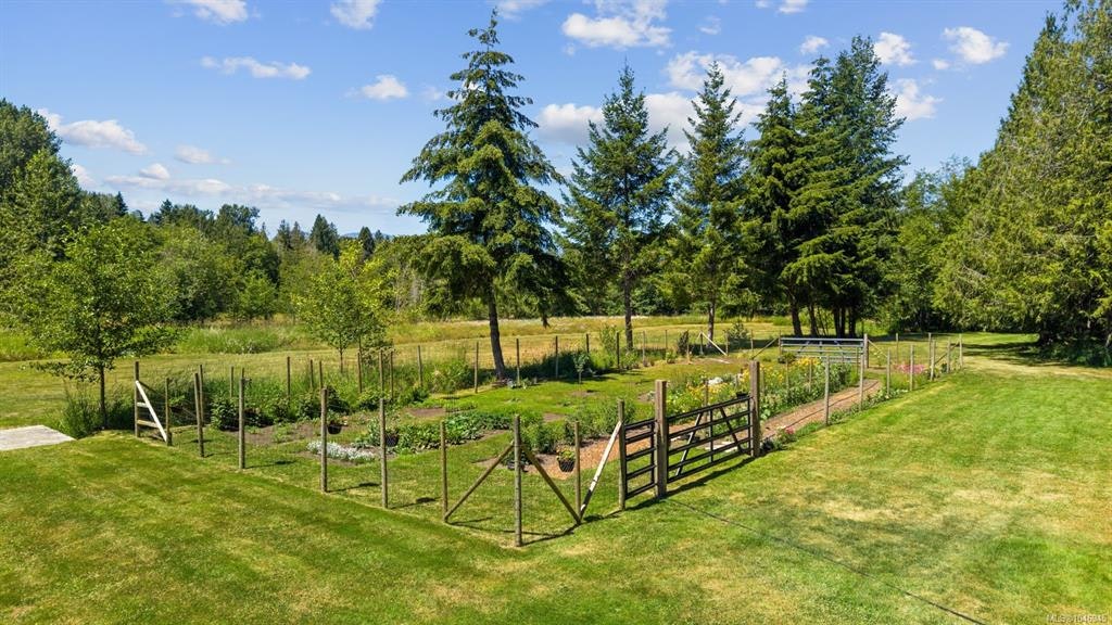 2925 Baird Road, Cumberland, BC, V9N 9N6 - 76