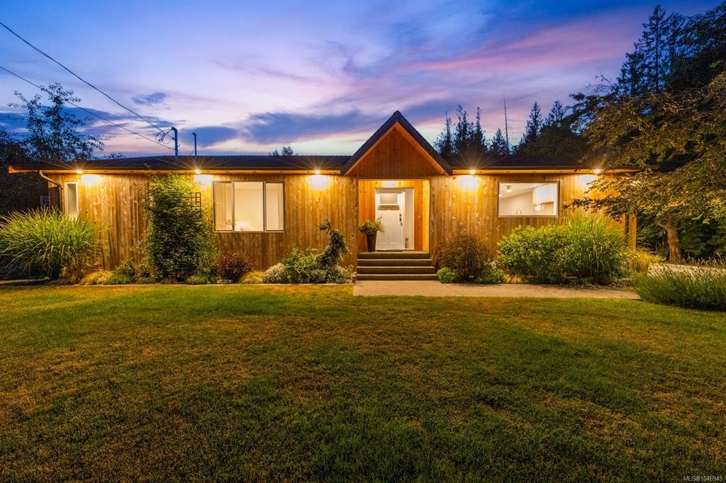 2925 Baird Road, Cumberland, BC, V9N 9N6 - 48