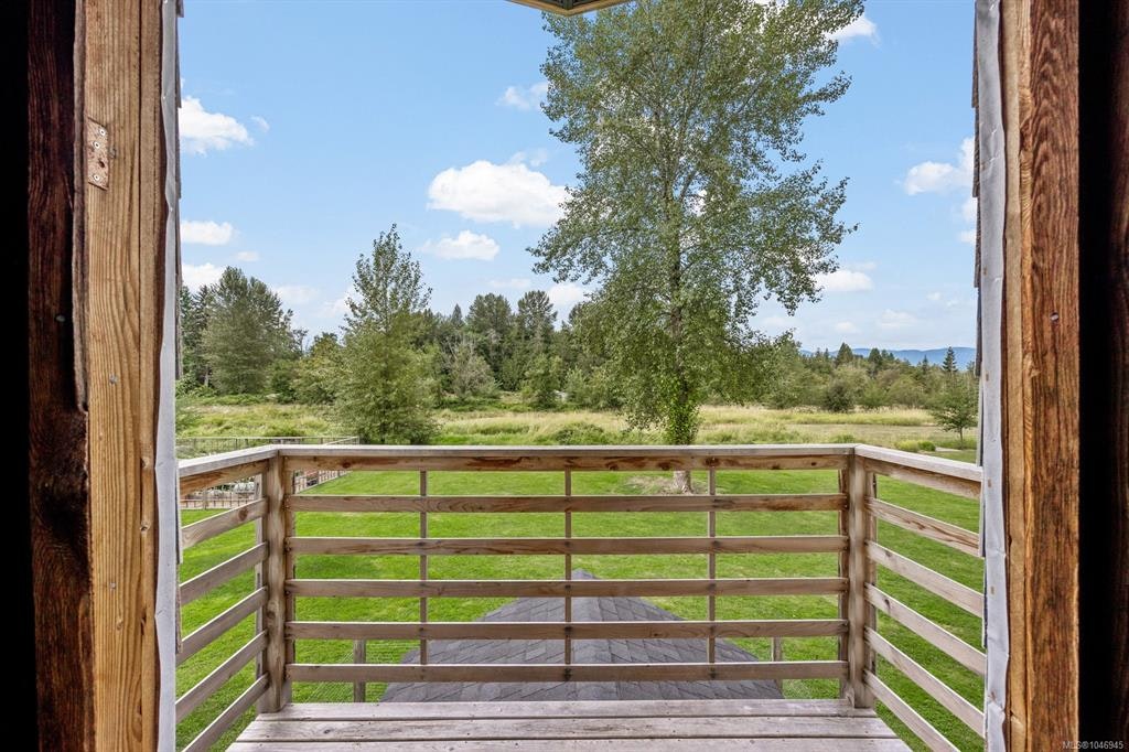 2925 Baird Road, Cumberland, BC, V9N 9N6 - 96