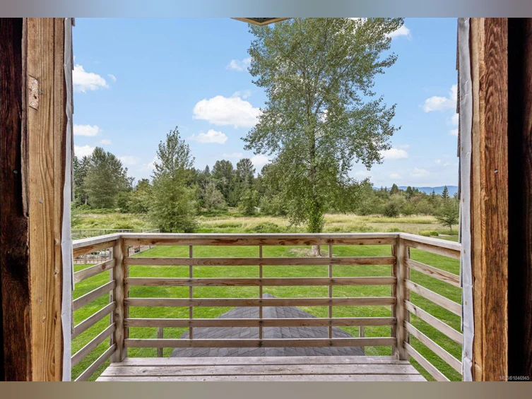 2925 Baird Road, Cumberland, BC, V9N 9N6 - 96