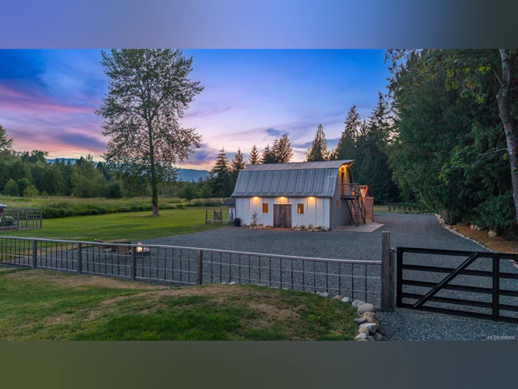 2925 Baird Road, Cumberland, BC, V9N 9N6 - 68