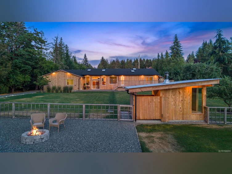 2925 Baird Road, Cumberland, BC, V9N 9N6 - 49
