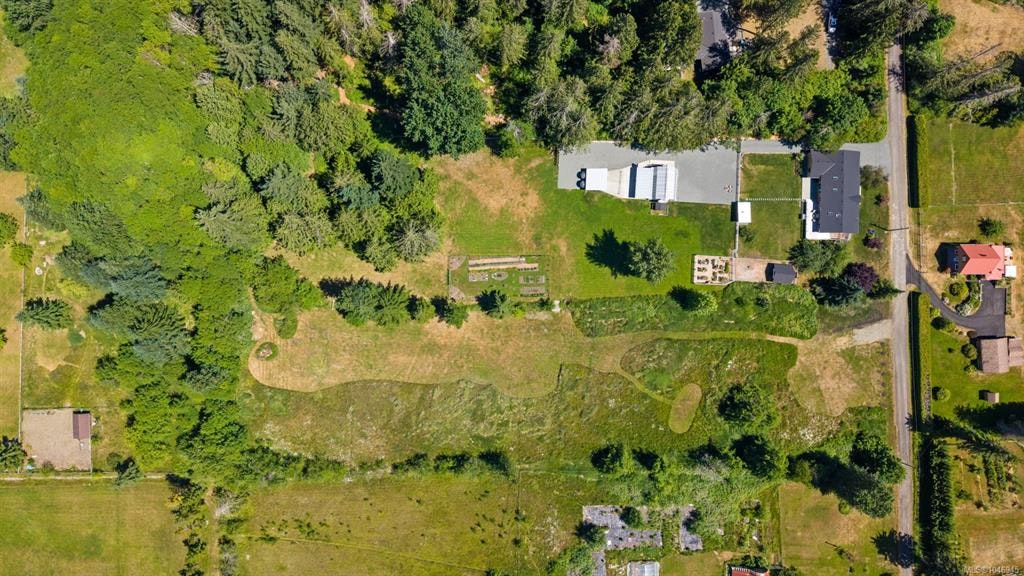 2925 Baird Road, Cumberland, BC, V9N 9N6 - 99