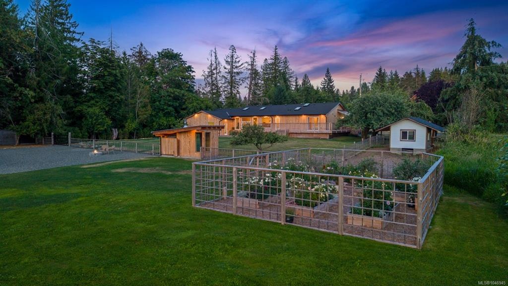 2925 Baird Road, Cumberland, BC, V9N 9N6 - 84