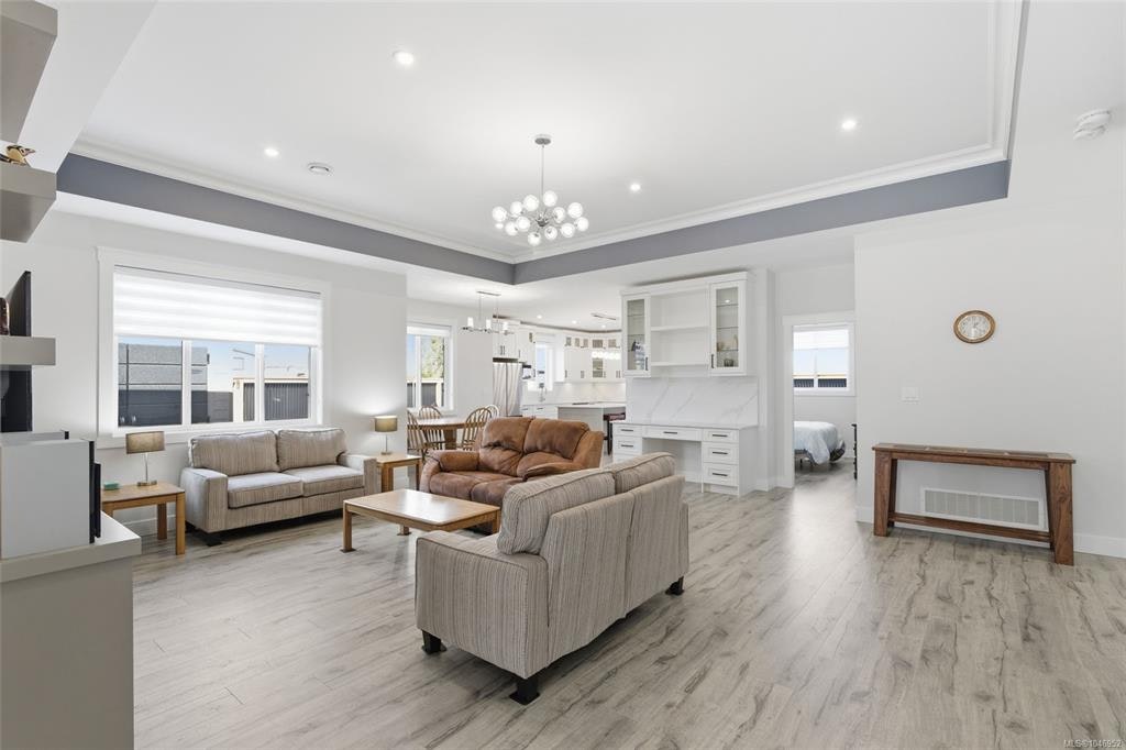 225 Dunbar Way - 3
