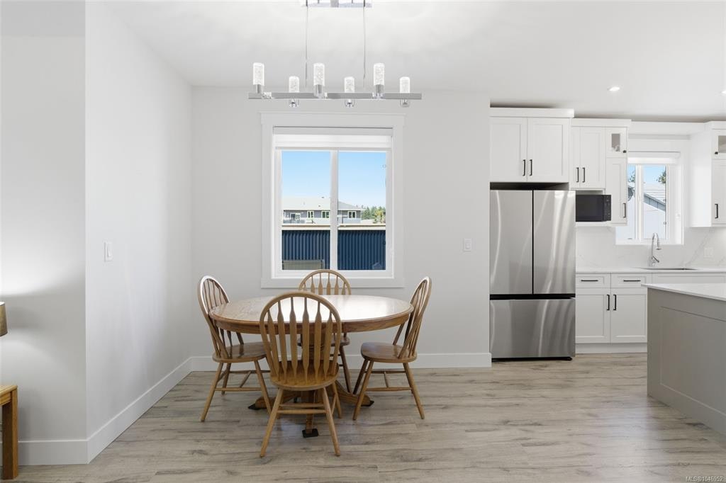 225 Dunbar Way - 4