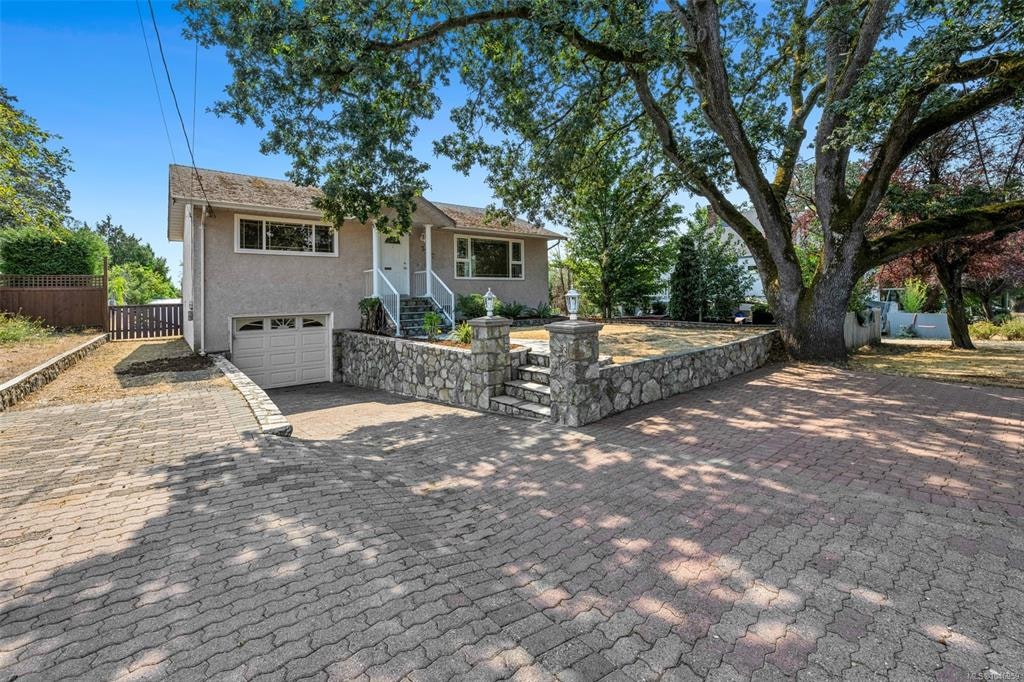 3107 Harriet Road, Victoria, BC, V9A 1T7