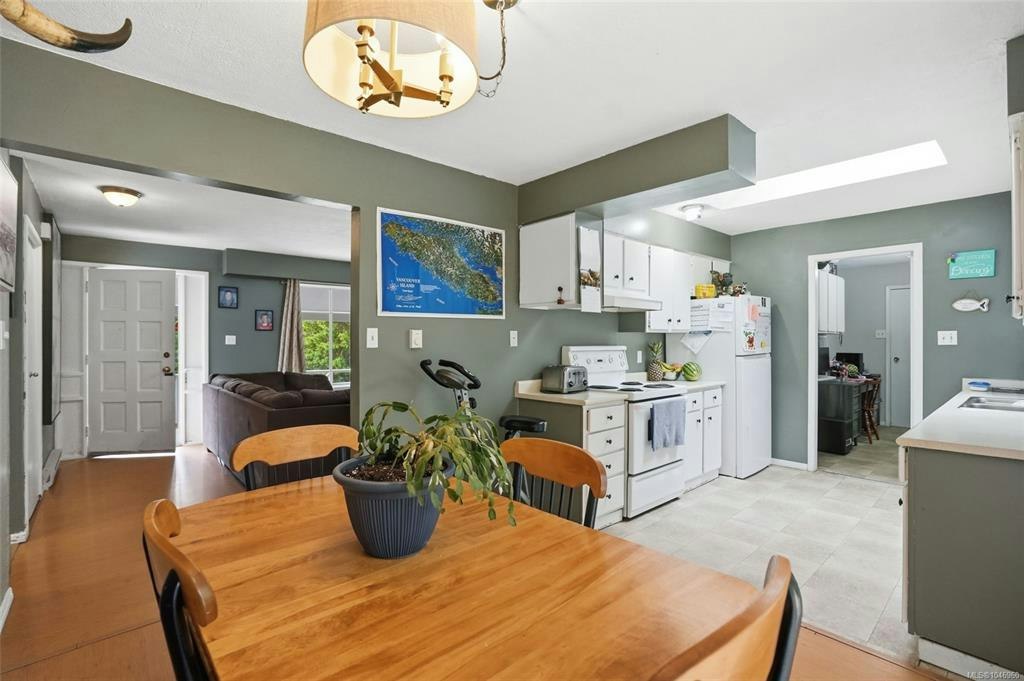 358 Aldous Road, Qualicum Beach, BC, V0N 1G0 - 16