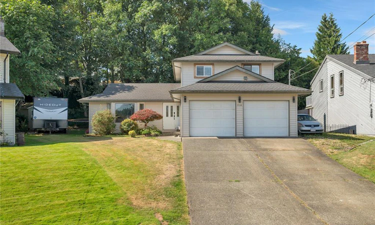 1728 Aspen Way