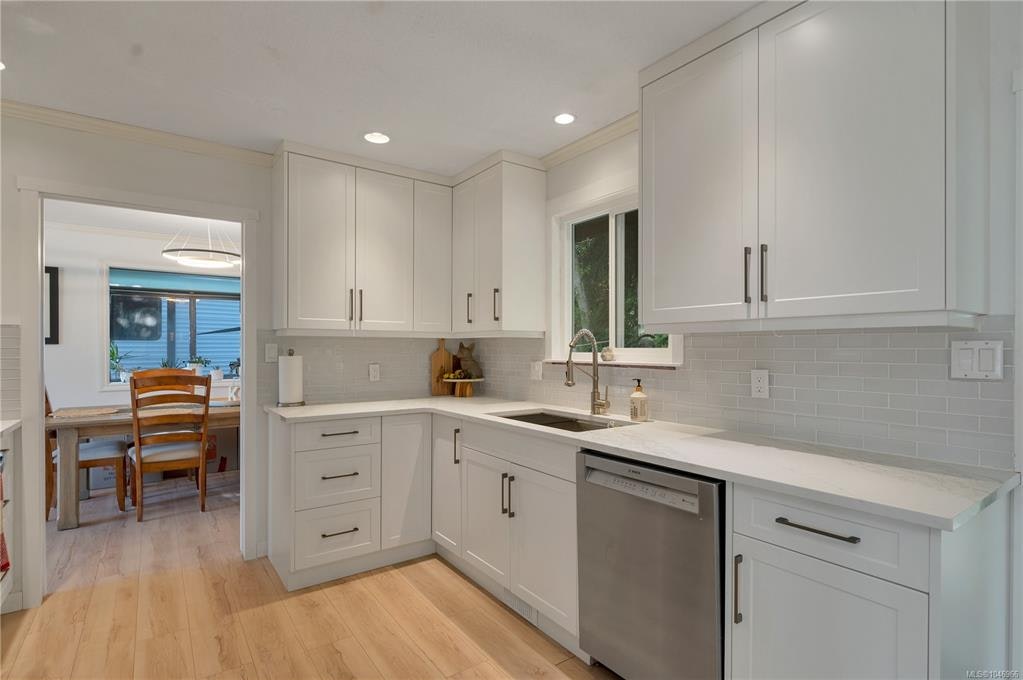 1728 Aspen Way, Campbell River, BC, V9W 7E5 - 11