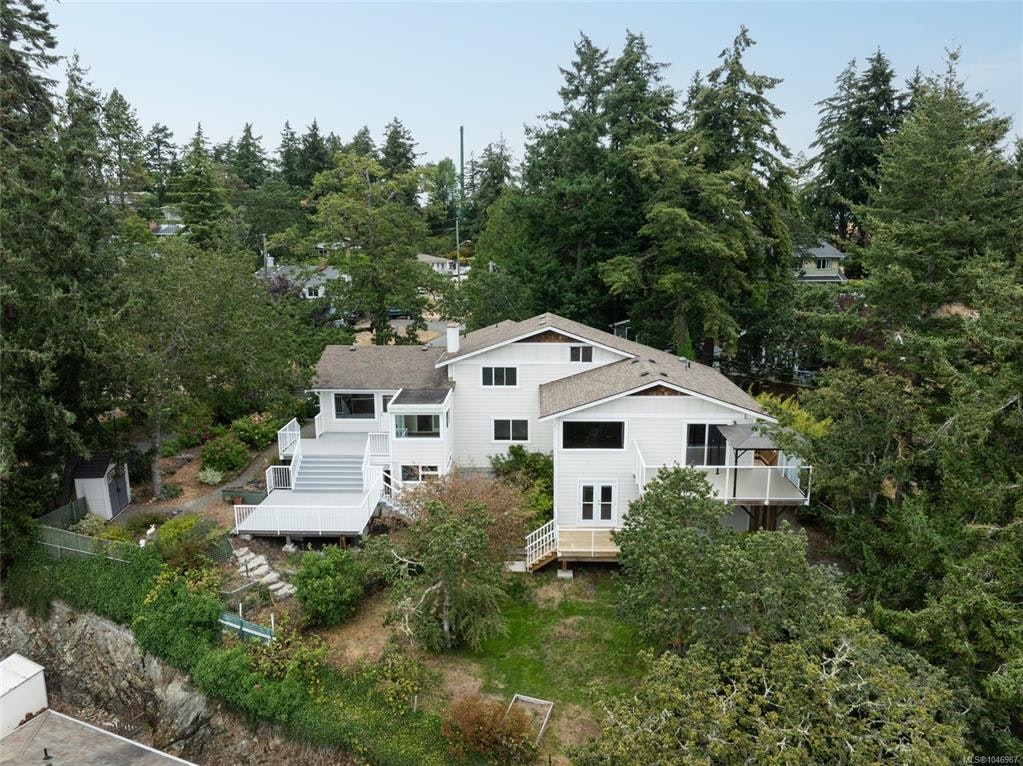 253/255 Heddle Avenue, View Royal, BC, V9B 1T9