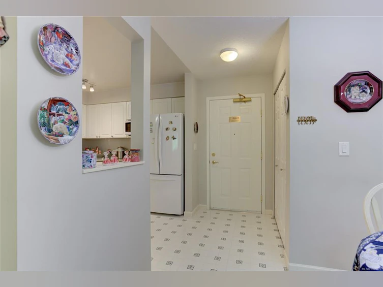 207-2777 Barry Road, Mill Bay, BC, V8H 1K9 - 7