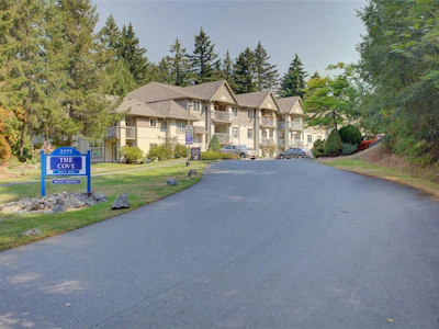 207-2777 Barry Road - 2