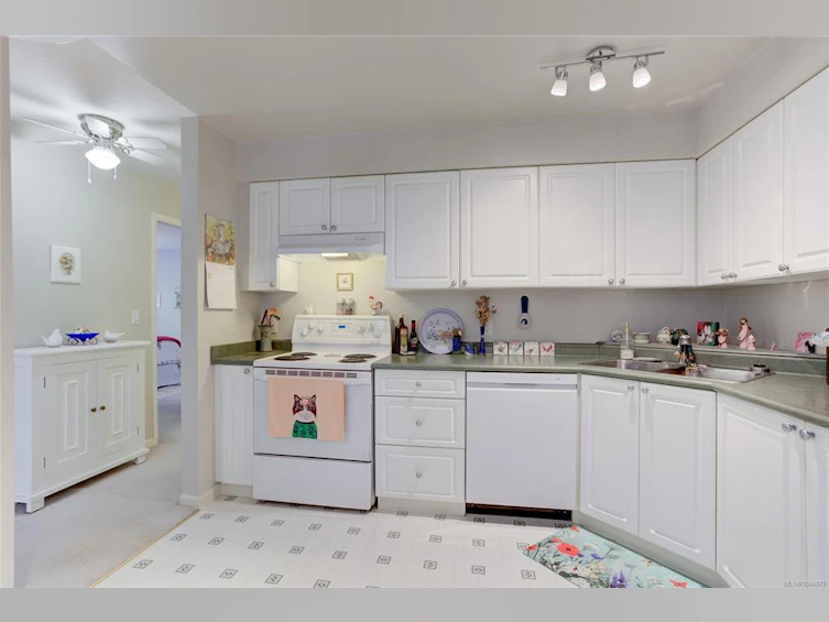 207-2777 Barry Road, Mill Bay, BC, V8H 1K9 - 16