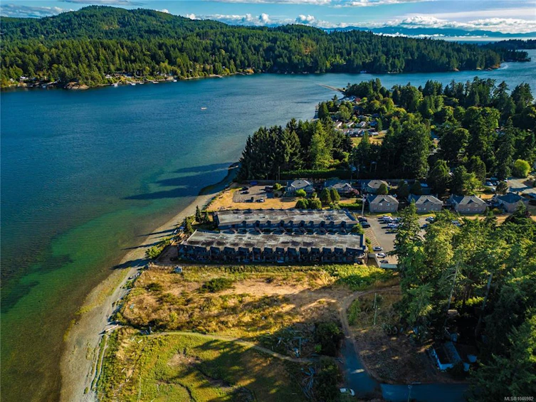 6107 Seabroom Road, Sooke, BC, V9Z 0B8 - 6