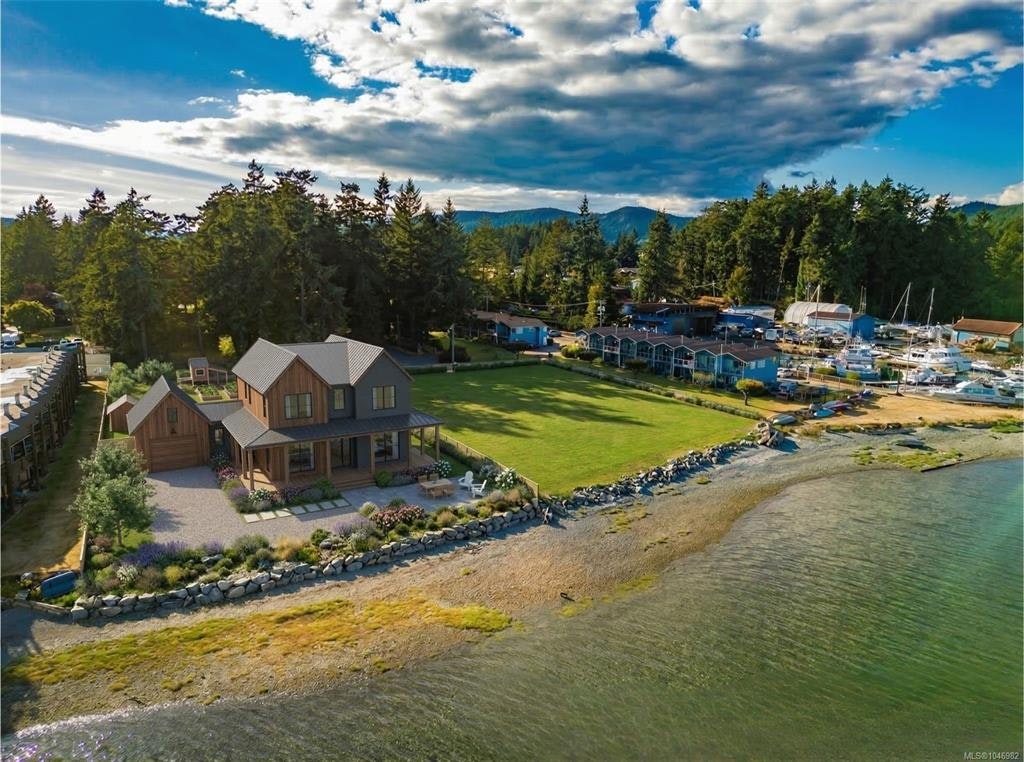 6107 Seabroom Road, Sooke, BC, V9Z 0B8