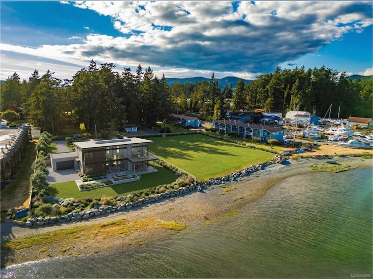 6107 Seabroom Road, Sooke, BC, V9Z 0B8 - 2