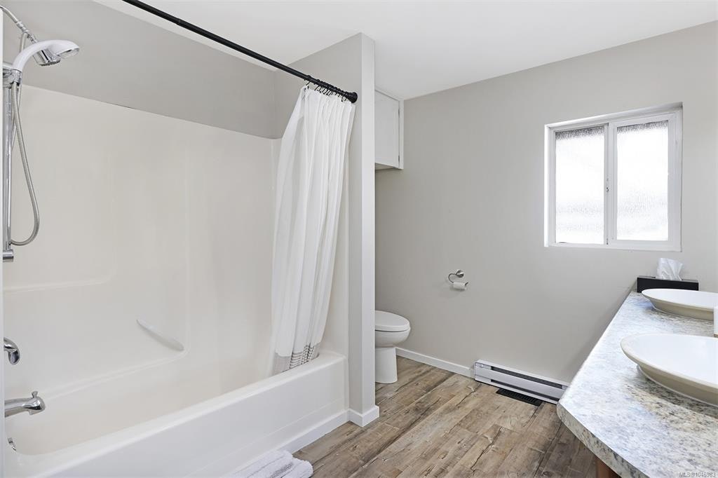 1960 19th Avenue, Campbell River, BC, V9W 4M7 - 21