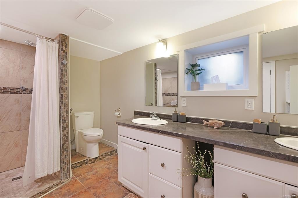 1960 19th Avenue, Campbell River, BC, V9W 4M7 - 28