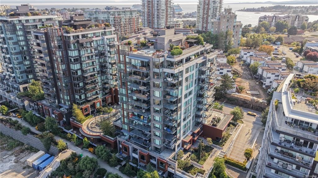 1104-369 Tyee Road, Victoria, BC, V9A 0B6