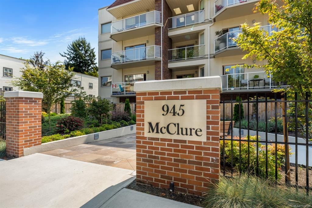 203-945 Mcclure Street, Victoria, BC, V8V 3E8