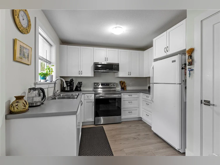 513 Martina Way, Nanaimo, BC, V9T 0E2 - 15