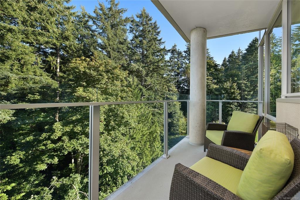 506-5388 Hill Rise Terrace, Saanich, BC, V8Y 3K3 - 9