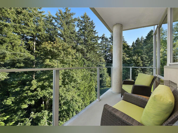 506-5388 Hill Rise Terrace, Saanich, BC, V8Y 3K3 - 9